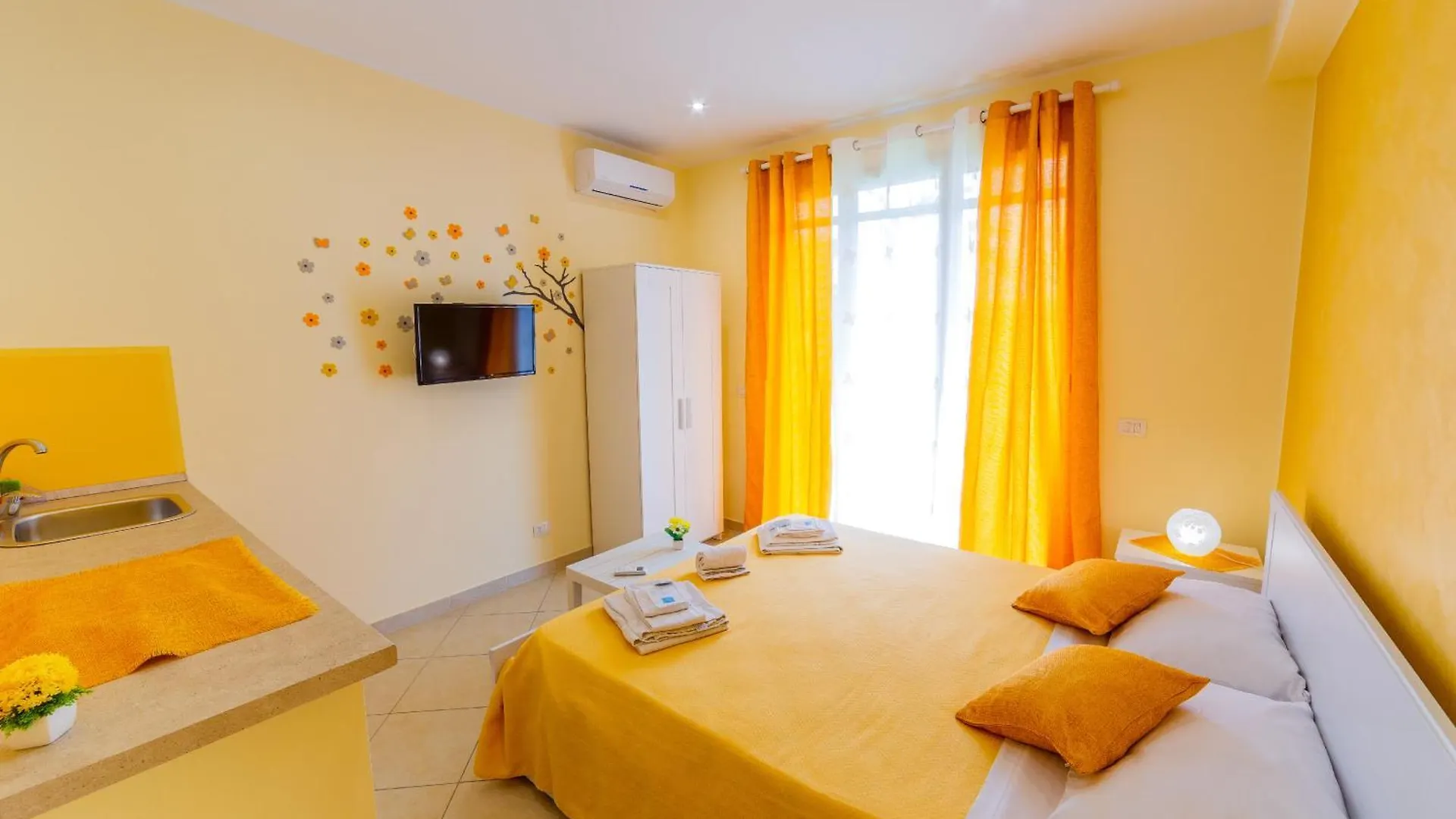 *** Bed & Breakfast Beb Sicily In Love Trappitello Italia